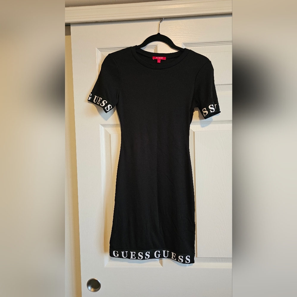 GUESS Black Short Sleeve Dress
